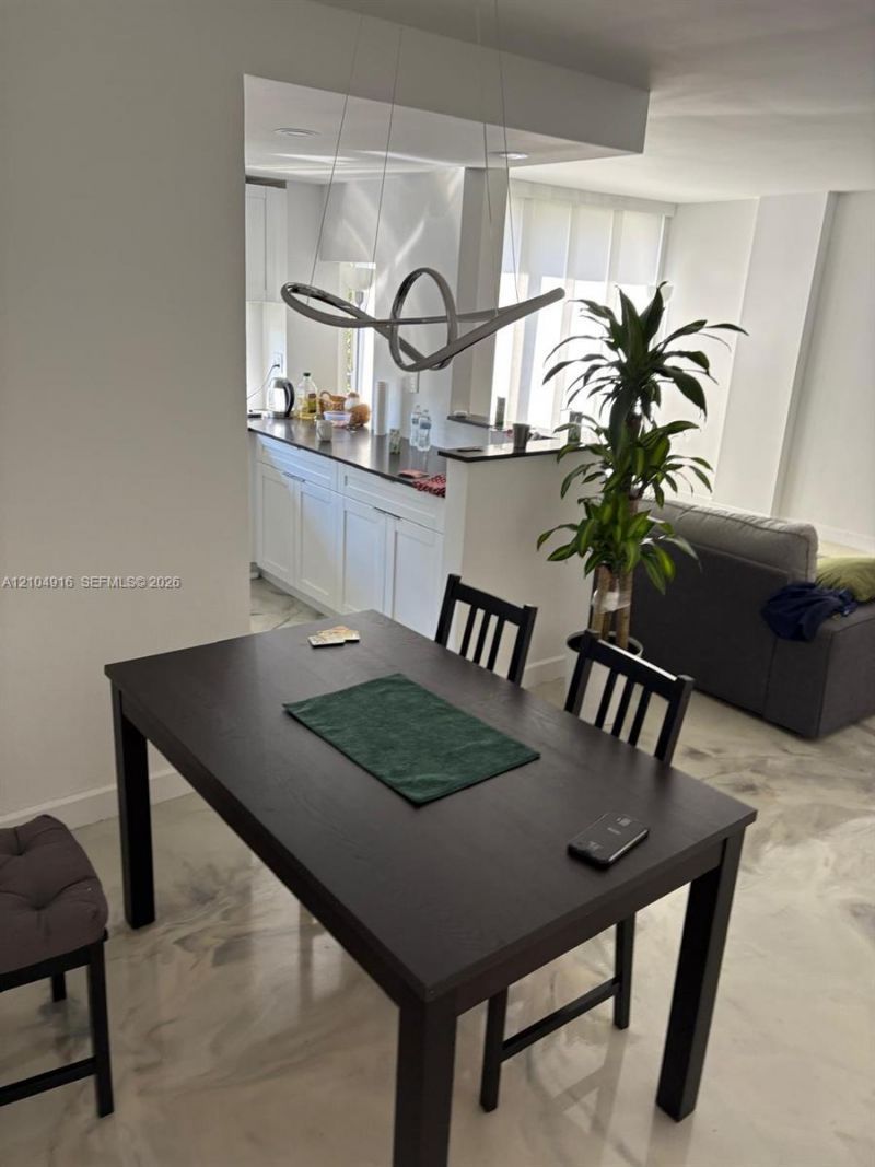 17021 N Bay Rd , Unit 428, Sunny Isles Beach, FL 33160 Photo