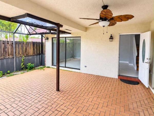 7671 W Courtyard Run W, Boca Raton, FL 33433