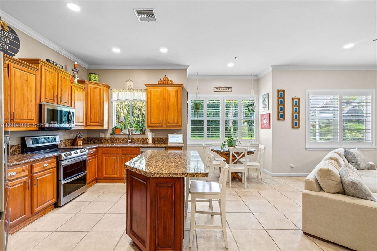 5400 SW 199th Ave, Pembroke Pines, FL 33332 Photo