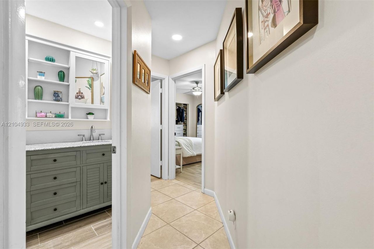5400 SW 199th Ave, Pembroke Pines, FL 33332 Photo
