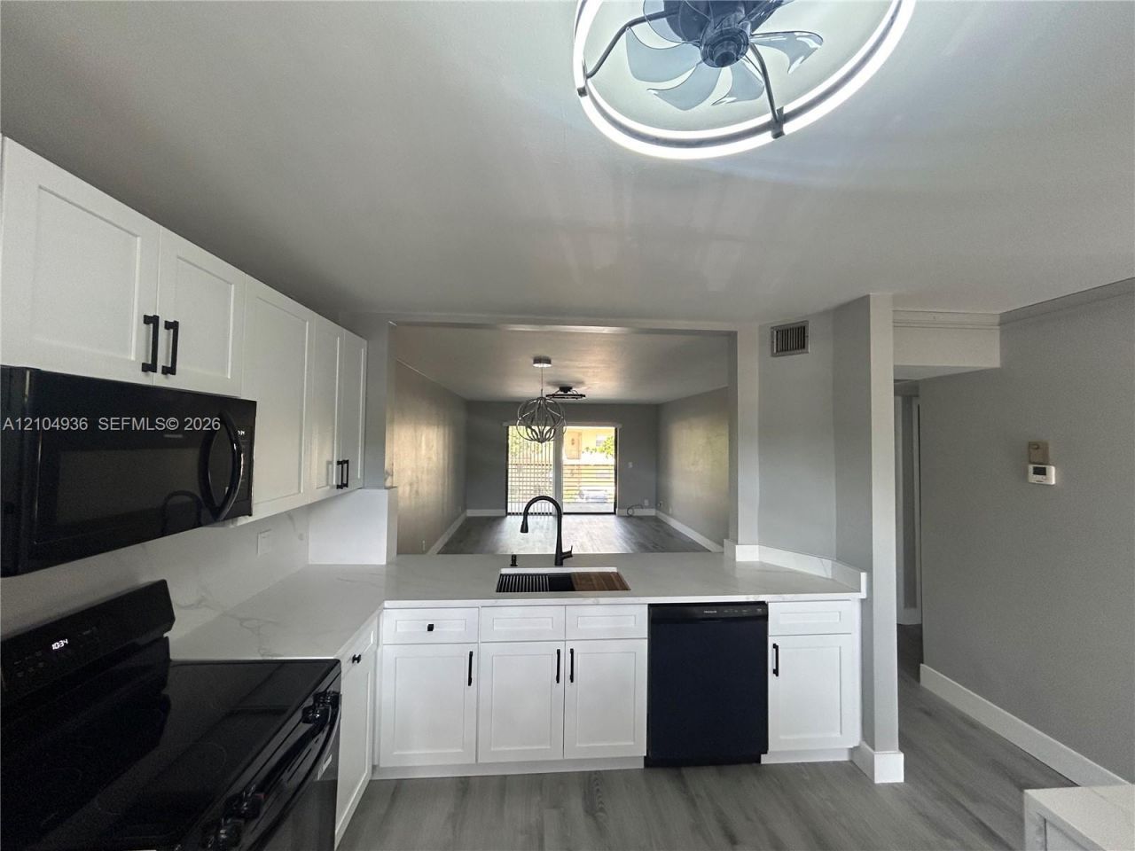 200 Berkley Rd, Unit 202, Hollywood, FL 33024 Photo