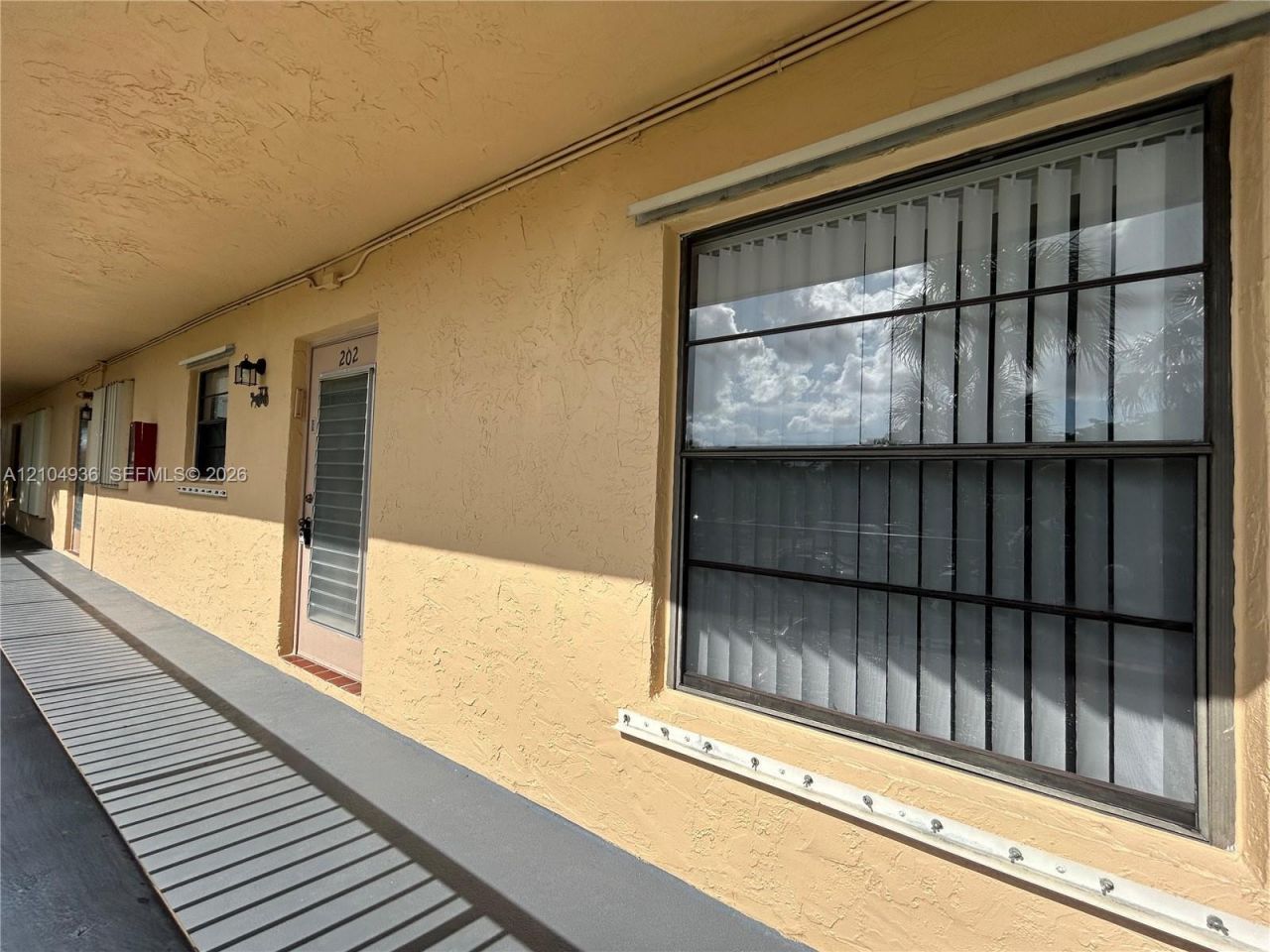 200 Berkley Rd, Unit 202, Hollywood, FL 33024 Photo