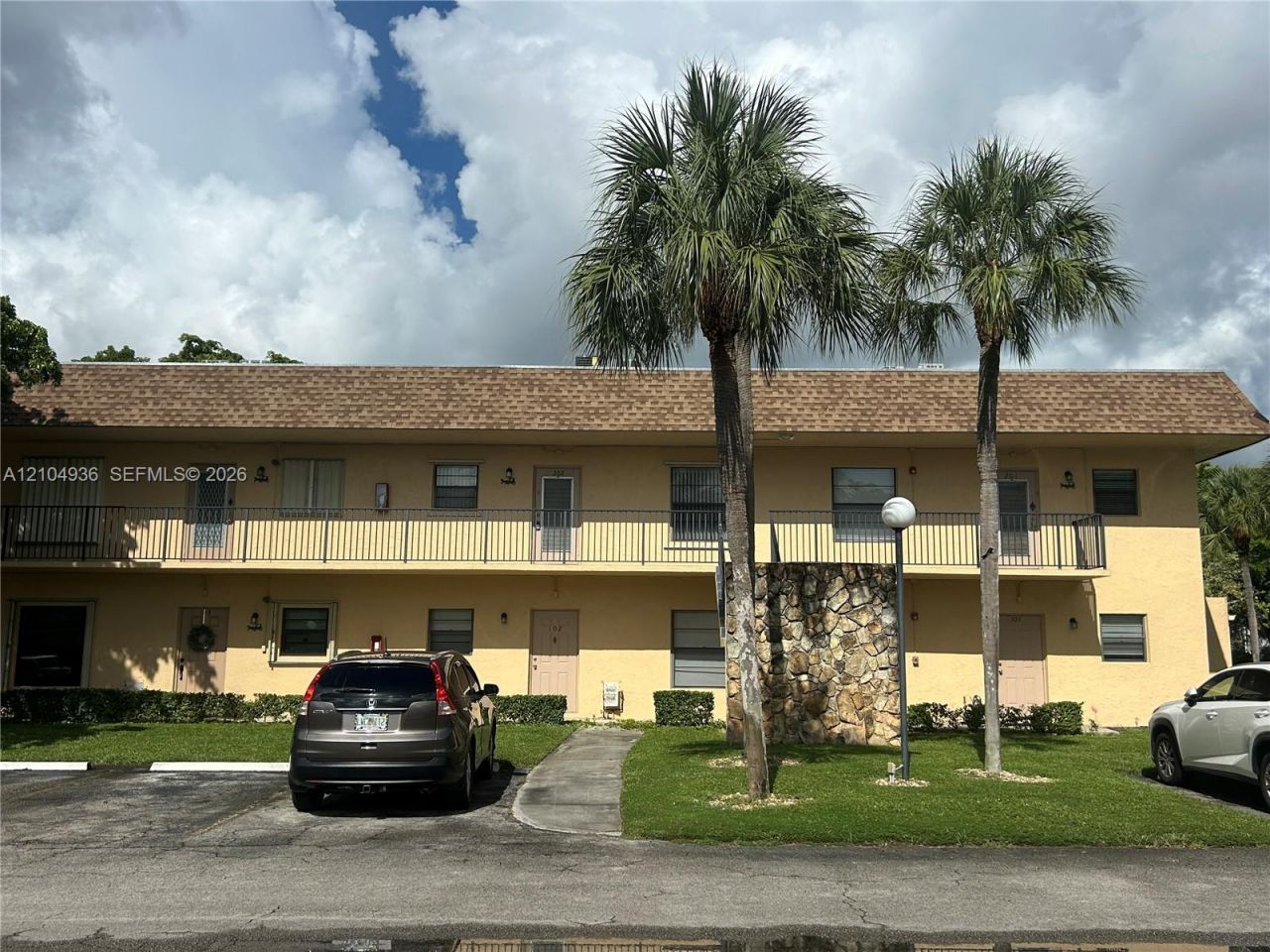 200 Berkley Rd, Unit 202, Hollywood, FL 33024 Photo