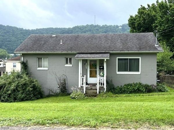 1308 Hukill Street, Brilliant, OH 43913