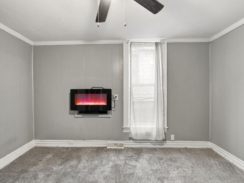 137 Logan Street , Circleville, OH 43113 Photo 8