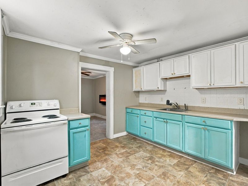 137 Logan Street , Circleville, OH 43113 Photo 9