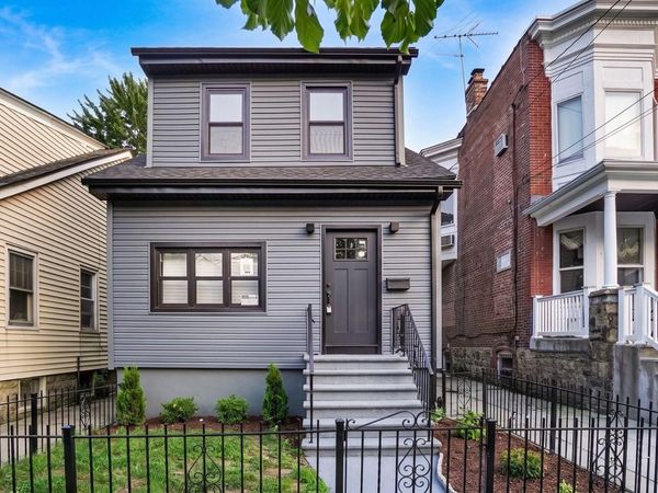128 E 238th Street, Bronx, NY 10470