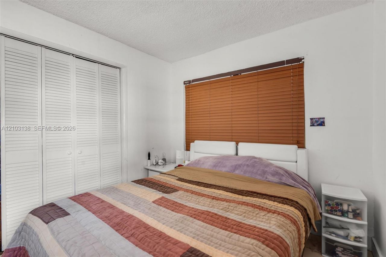 1920 NW 134th St , Miami, FL 33167 Photo