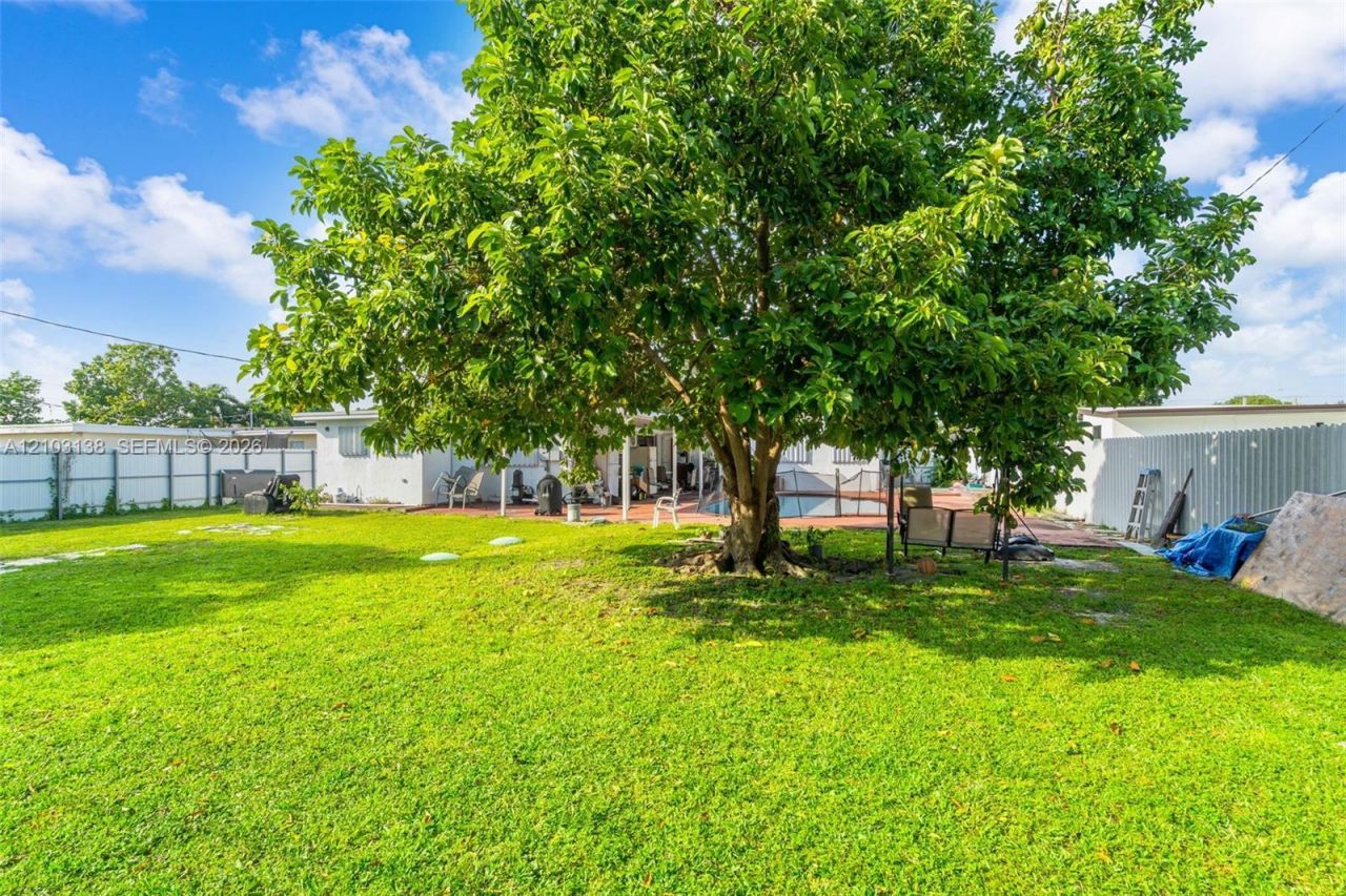 1920 NW 134th St , Miami, FL 33167 Photo
