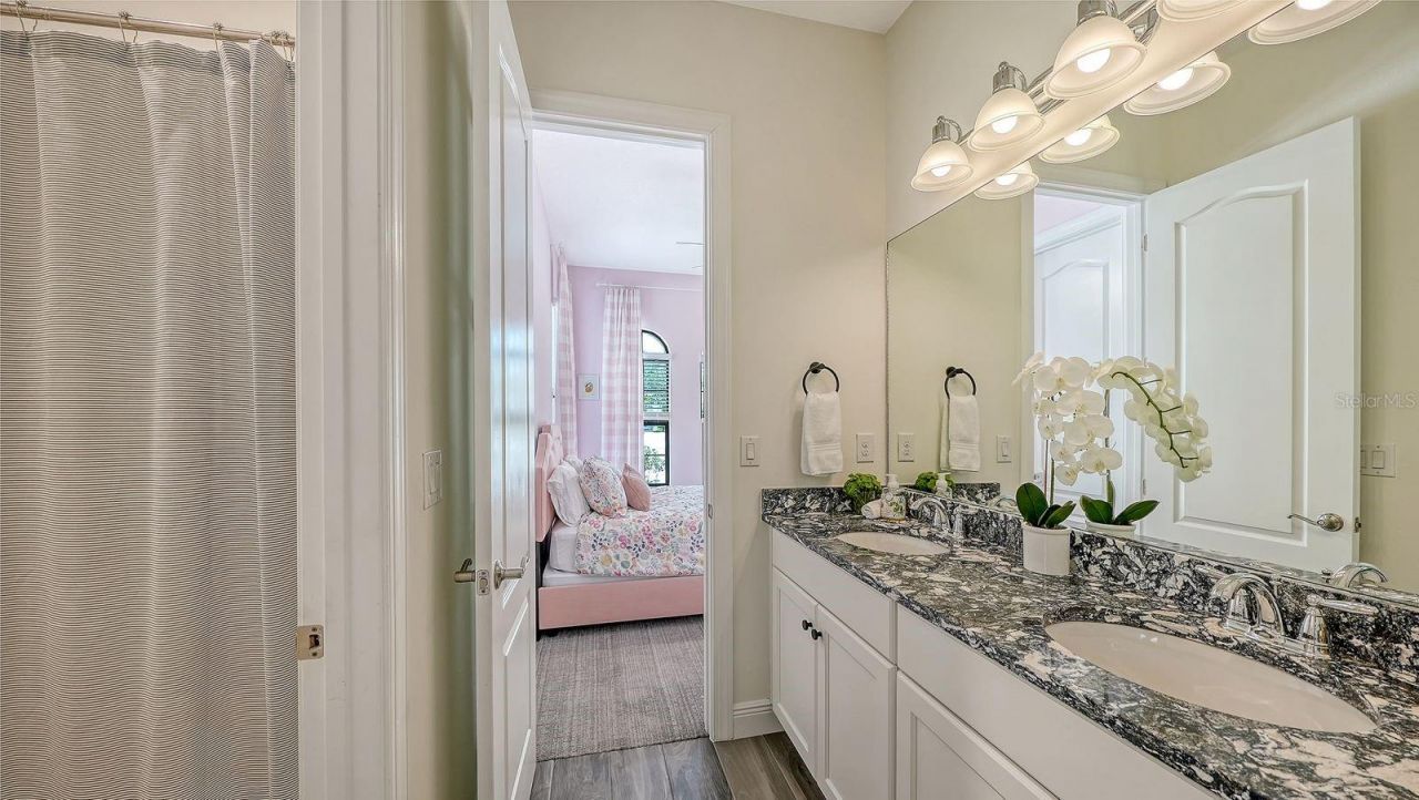 16720 Berwick Terrace, Lakewood Ranch, FL 34202 Photo