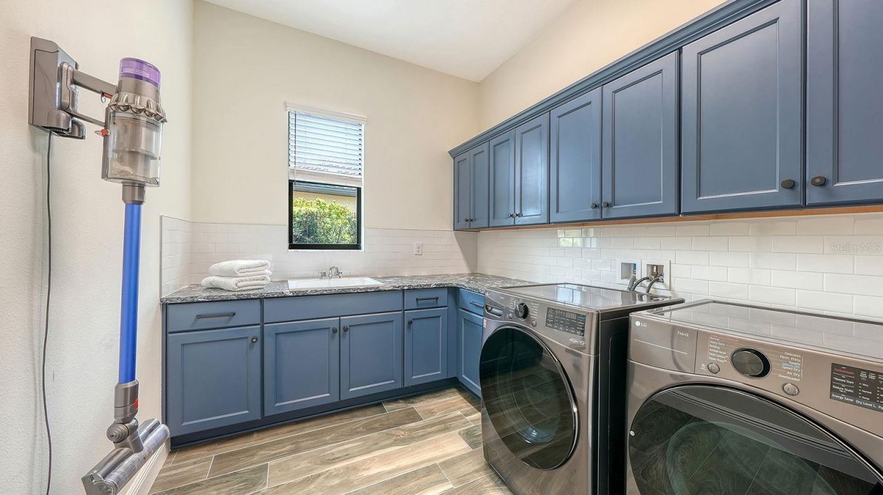 16720 Berwick Terrace, Lakewood Ranch, FL 34202 Photo