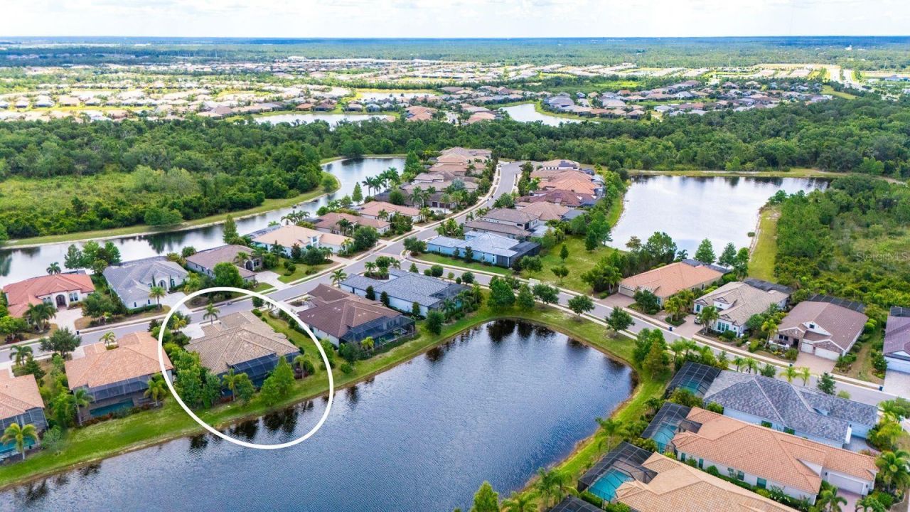 16720 Berwick Terrace, Lakewood Ranch, FL 34202 Photo
