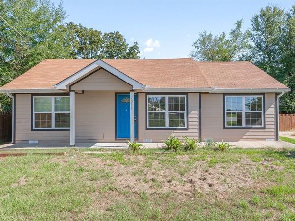 1208 N Spring Street , Grand Saline, TX 75140