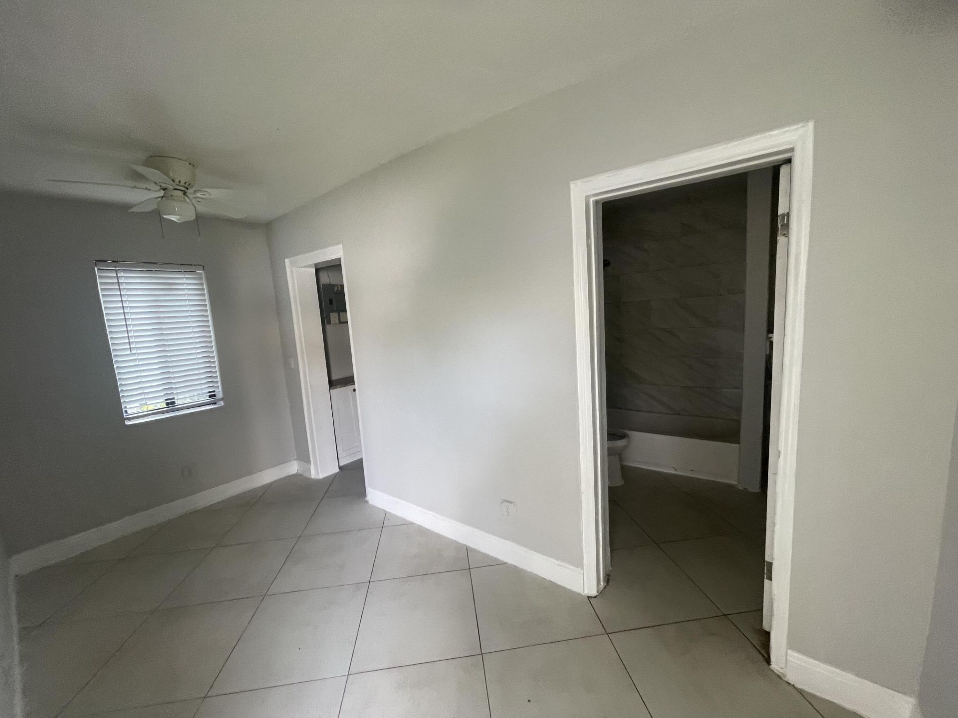 103 NW 7th, Unit F, Pompano Beach, FL 33060 Photo