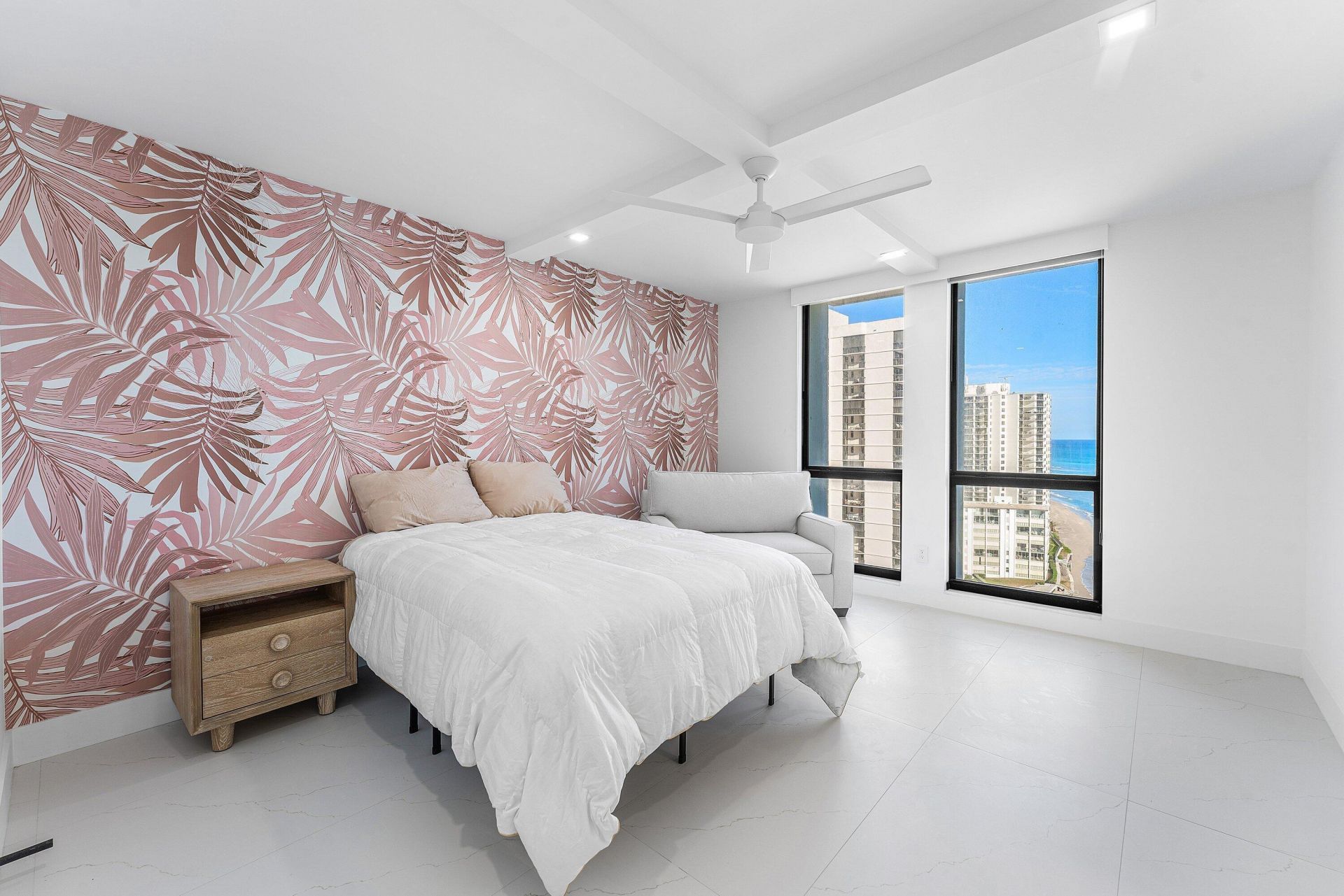 5380 N Ocean Drive, Unit 19D, Riviera Beach, FL 33404 Photo