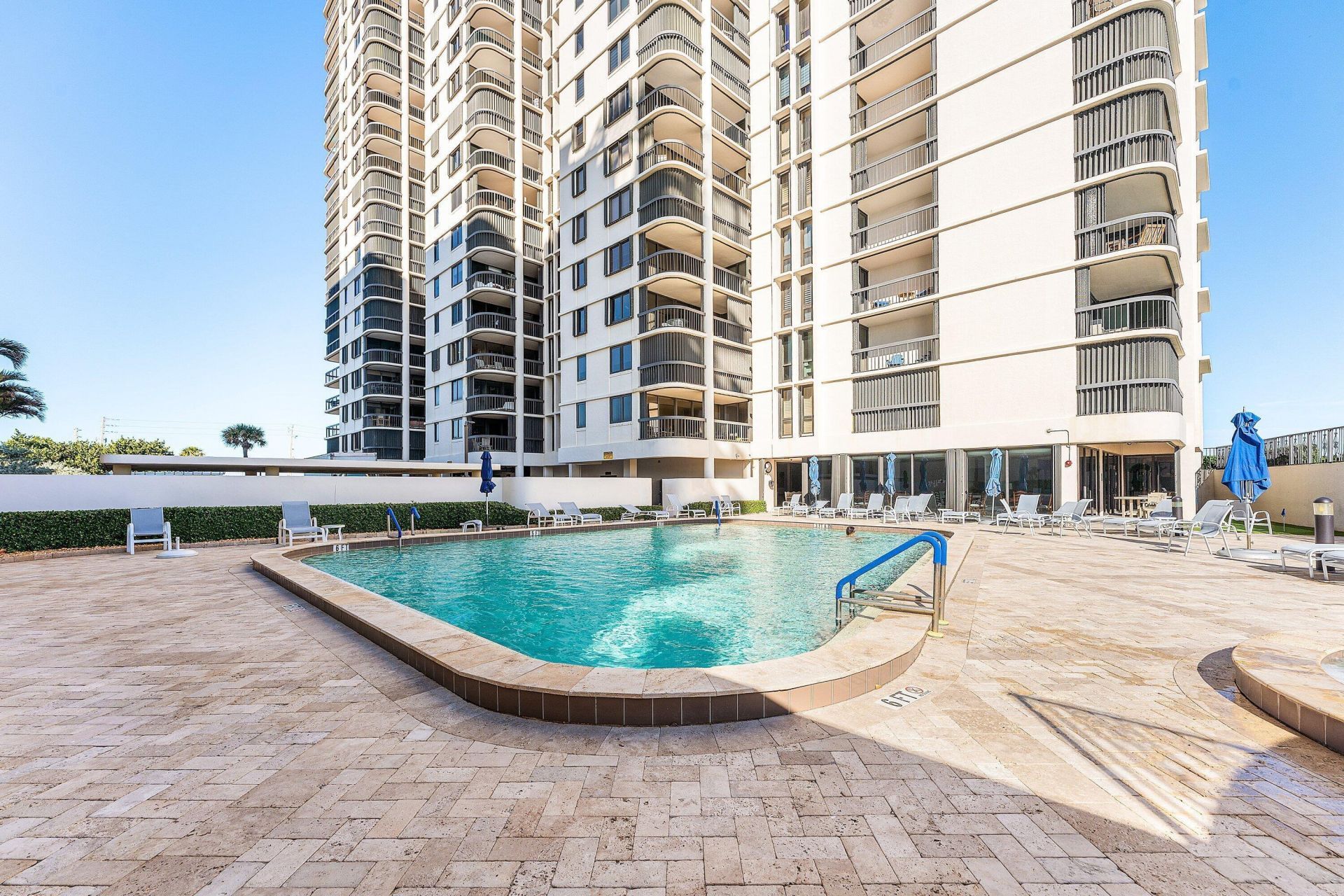 5380 N Ocean Drive, Unit 19D, Riviera Beach, FL 33404 Photo
