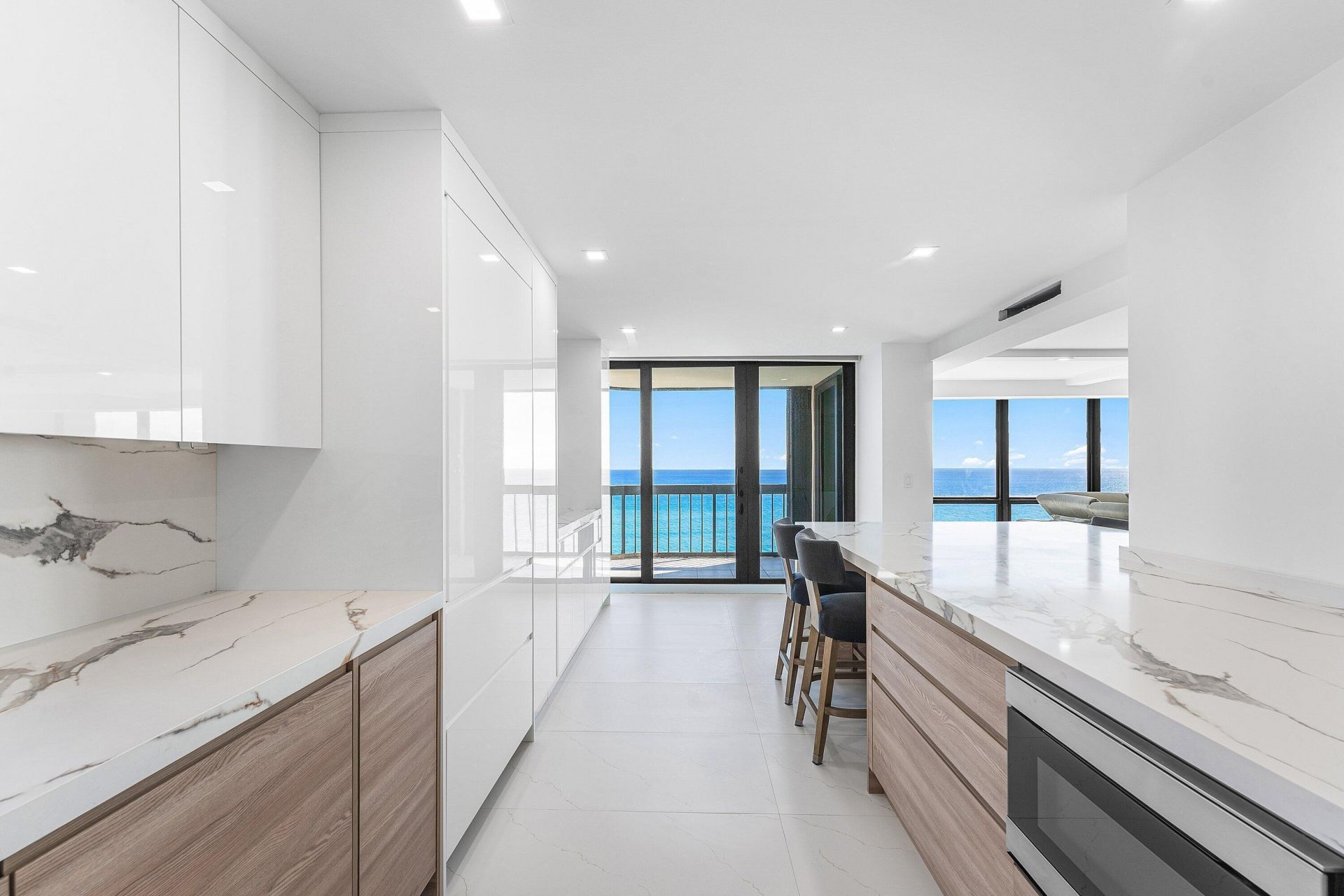 5380 N Ocean Drive, Unit 19D, Riviera Beach, FL 33404 Photo
