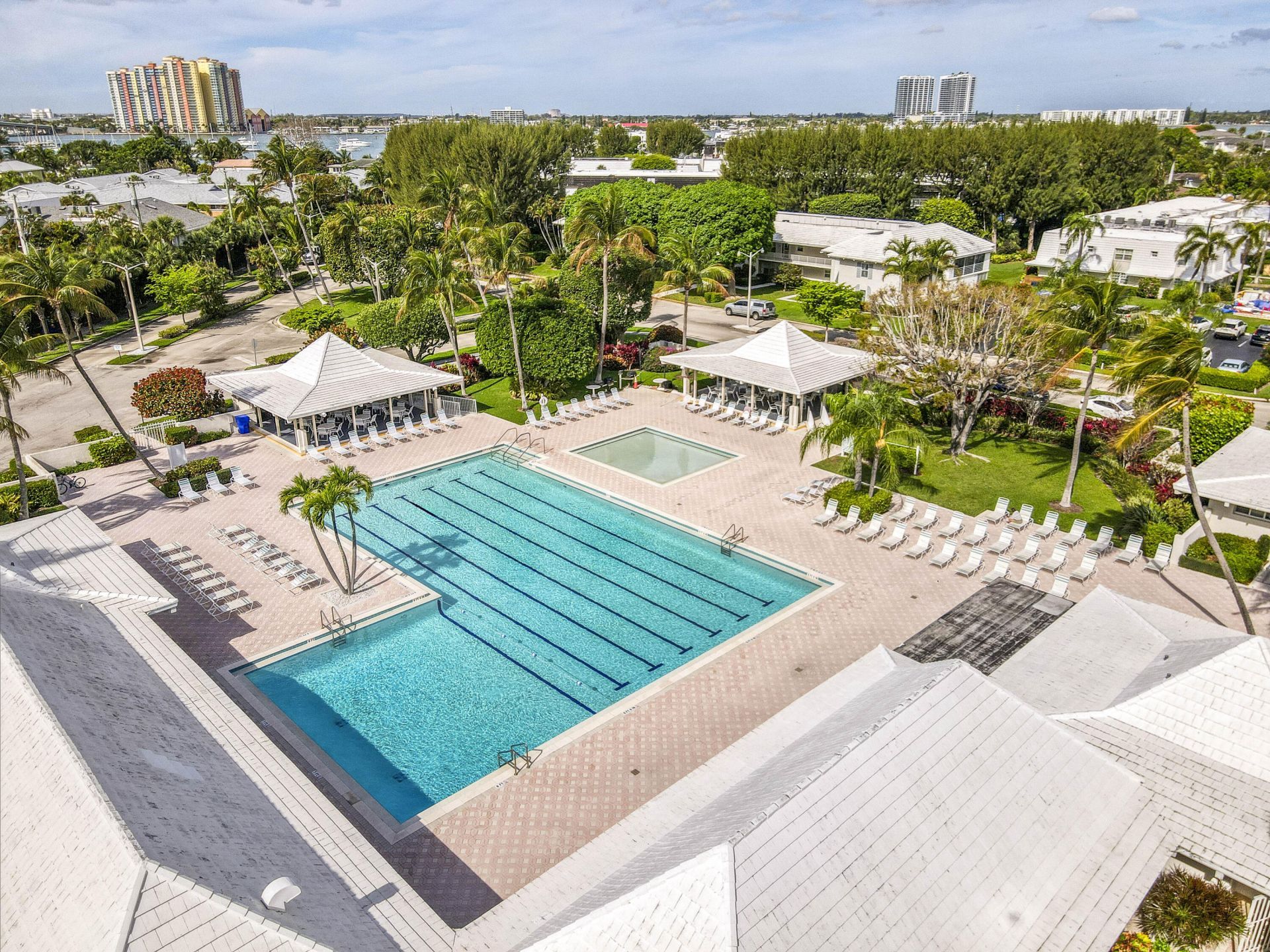 1201 N Sugar Sands Boulevard, Unit 11, Singer Island, FL 33404 Photo