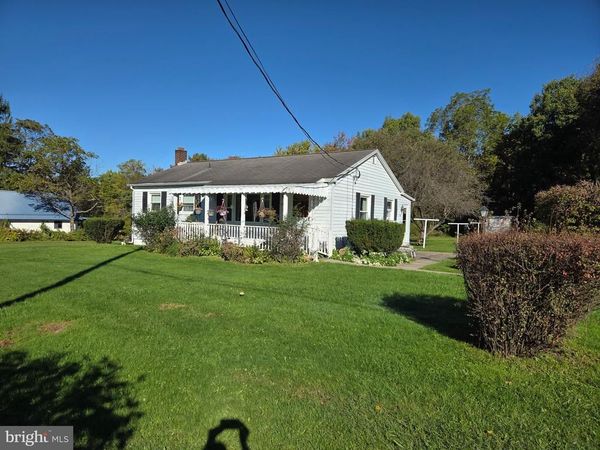 590 E SYCAMORE ROAD E, SNOW SHOE, PA 16874