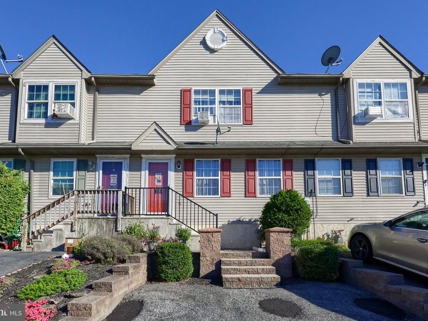 228 Quaking Aspen Lane , Marietta, PA 17547 Main Photo