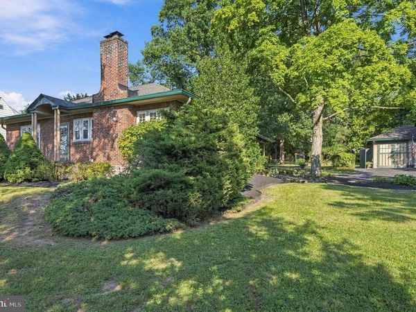 1234 FARMINGTON AVENUE , POTTSTOWN, PA 19464