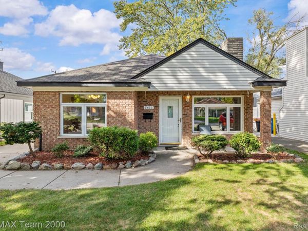 7411 N Vernon Street , Dearborn Heights, Mi 48127