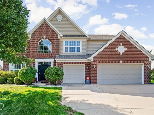 1423 Hession Drive, Brownsburg, IN 46112