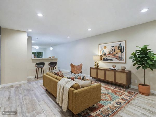 2303 East Side DR, Unit 217, Austin, TX 78704
