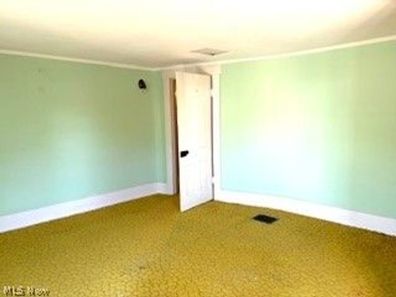 212 Race Avenue, Byesville, OH 43723 Photo 29