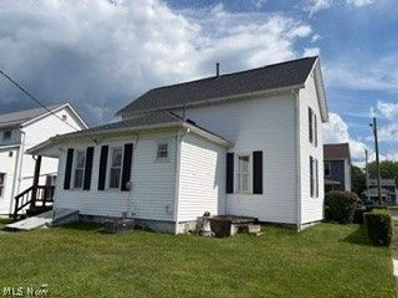 212 Race Avenue, Byesville, OH 43723 Photo 4