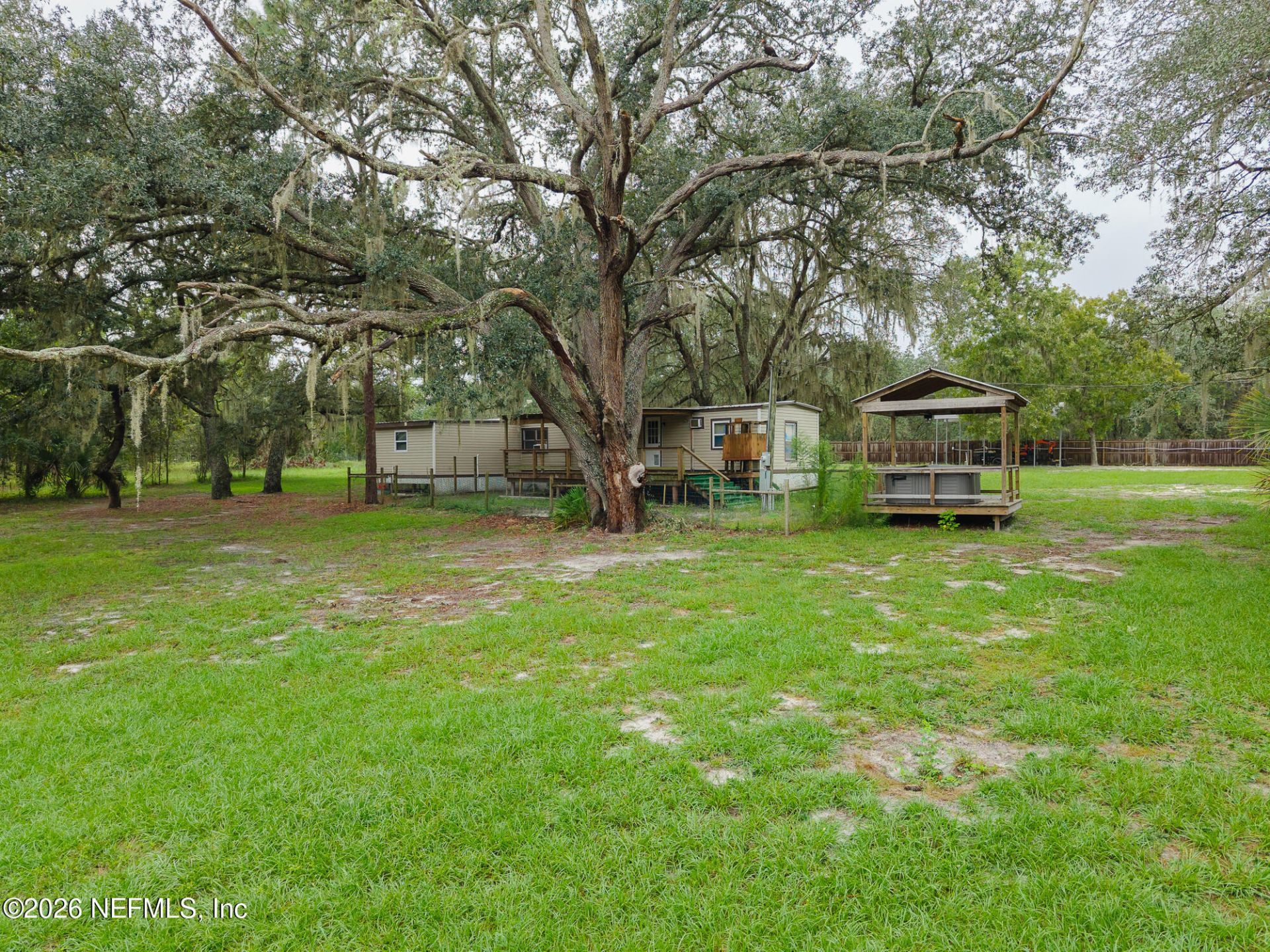 203 Pond Circle, Interlachen, FL 32148 Photo