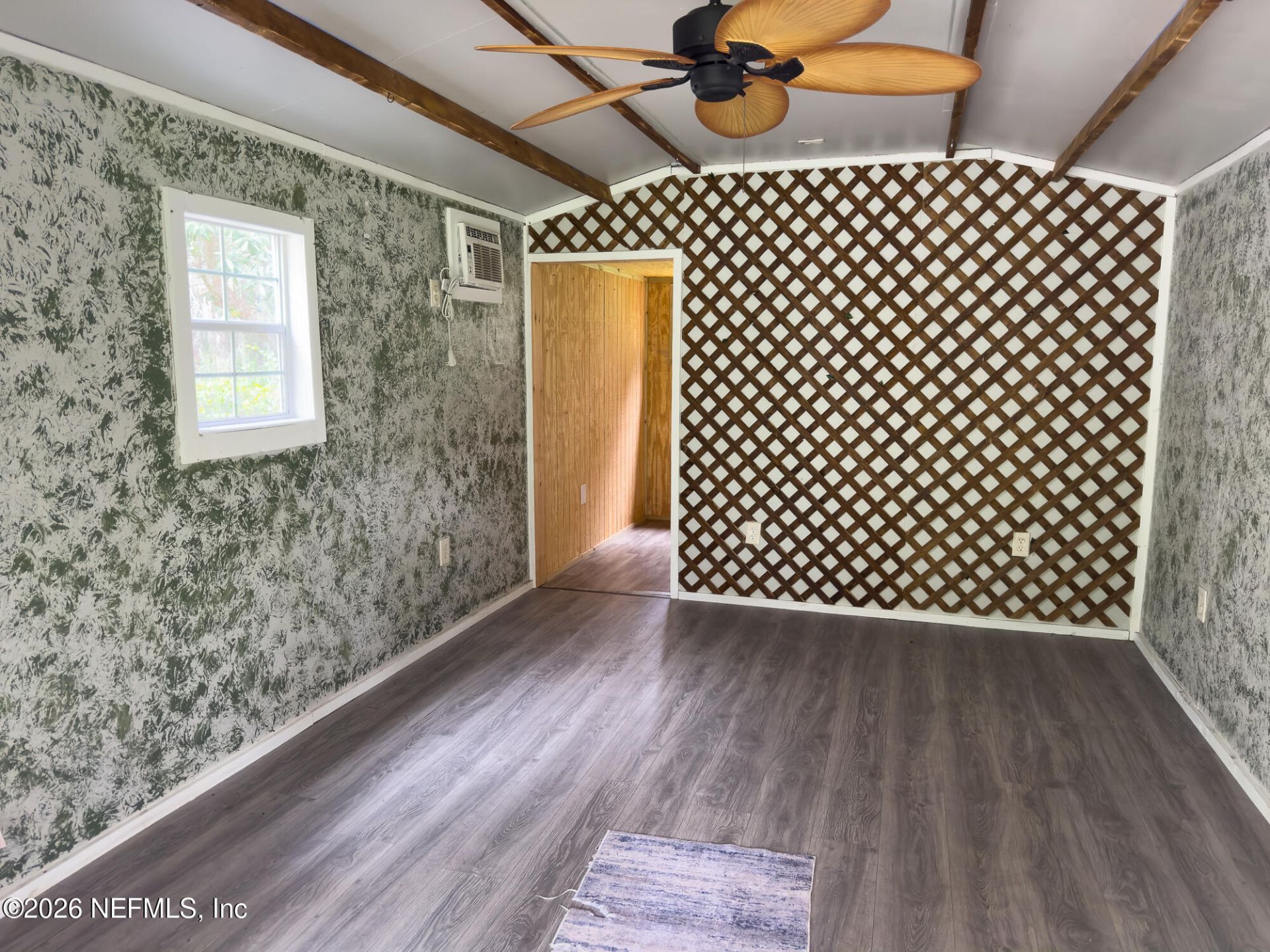 203 Pond Circle, Interlachen, FL 32148 Photo