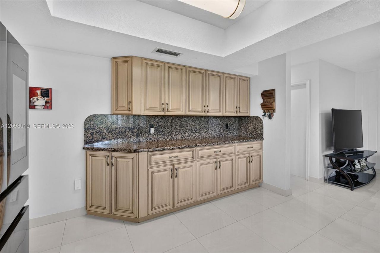 8480 NW 24th Ct, Sunrise, FL 33322 Photo