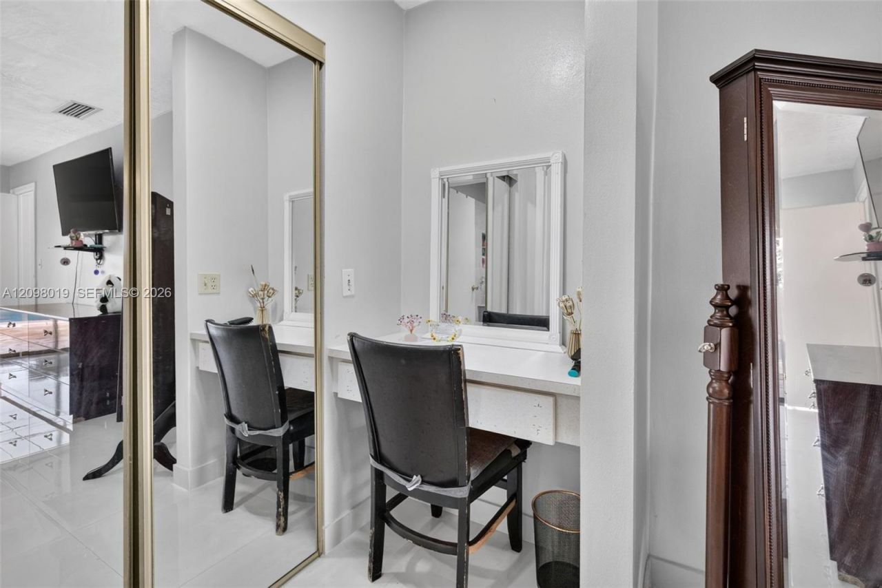 8480 NW 24th Ct, Sunrise, FL 33322 Photo