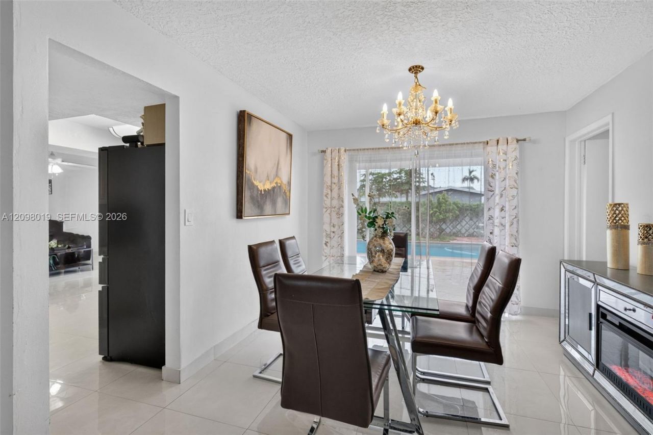 8480 NW 24th Ct, Sunrise, FL 33322 Photo