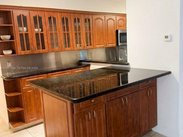 5055 NW 7th St , Unit 206, Miami, FL 33126