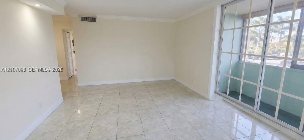 5055 NW 7th St , Unit 206, Miami, FL 33126 Photo