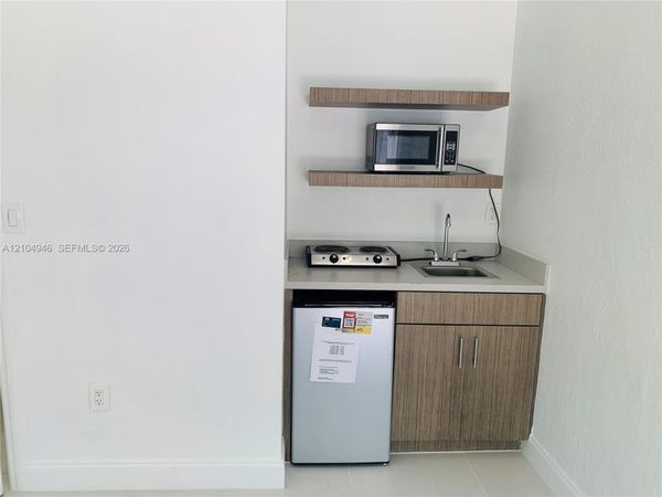 1255 SW 6th St , Unit 7, Miami, FL 33135