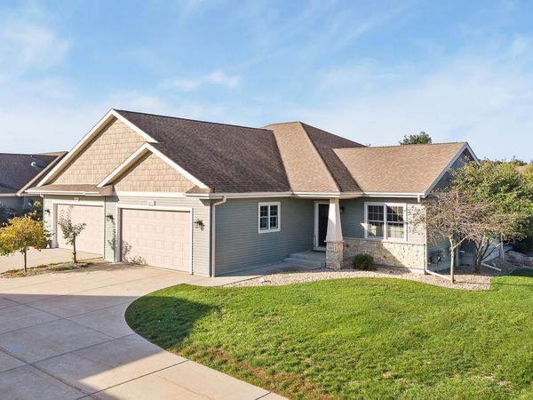 2013 Fieldstone Boulevard, Unit 5, Prairie du Sac, WI 53578