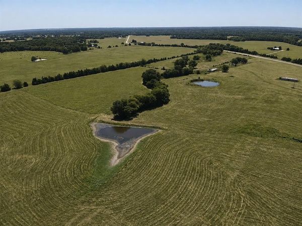 TBD CR 33500 , Sumner, TX 75486
