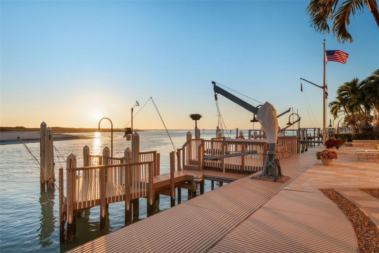 964 Monte Cristo Boulevard, Tierra Verde, FL 33715 Photo