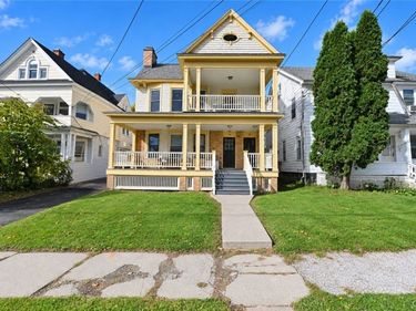 132-34 Roosevelt Avenue , Syracuse, NY 13210