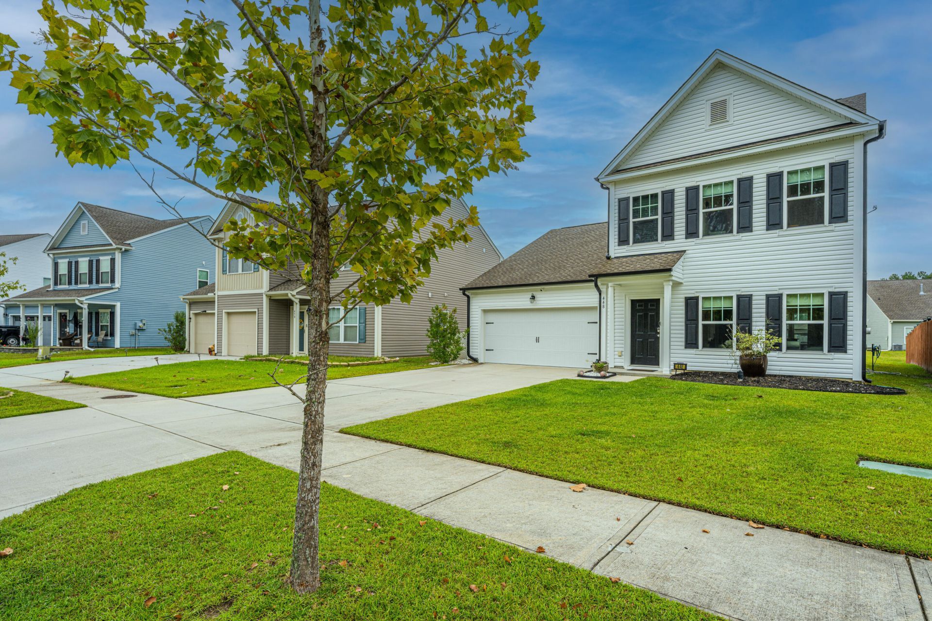 448 Fox Sparrow Court Photo 4