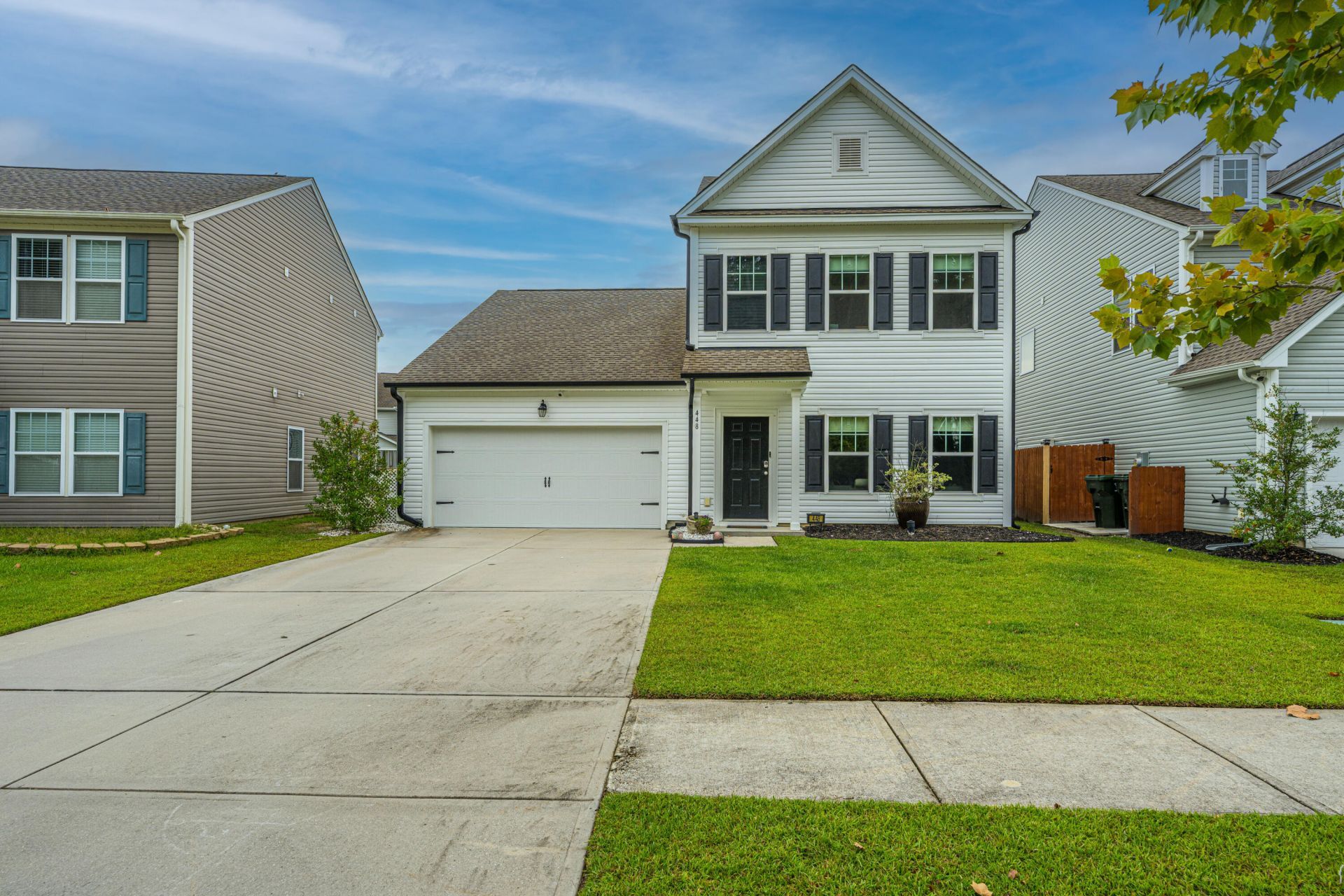 448 Fox Sparrow Court Photo 6