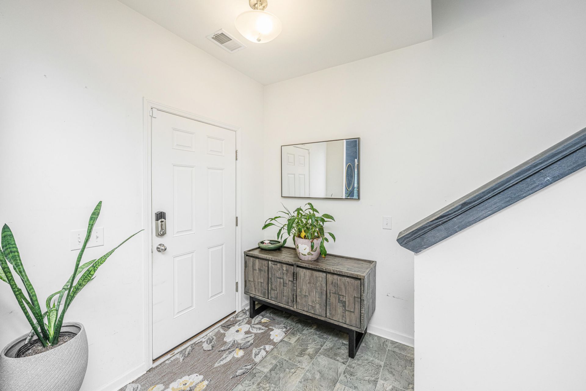 448 Fox Sparrow Court Photo 7