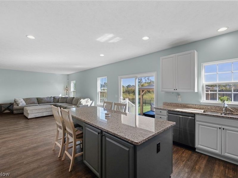 36183 Waterscape Court, North Ridgeville, OH 44039 Photo 14