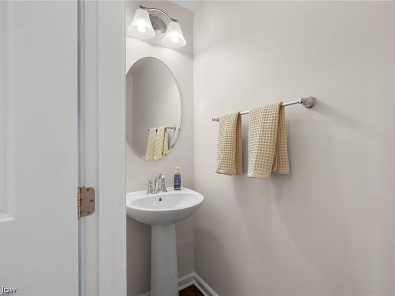 36183 Waterscape Court, North Ridgeville, OH 44039 Photo 16