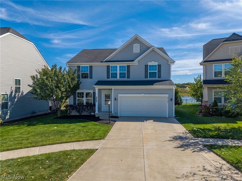 36183 Waterscape Court, North Ridgeville, OH 44039 Photo 2