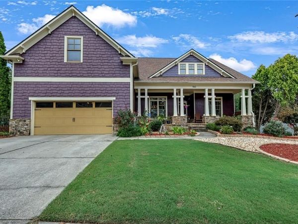 3161 Perimeter Circle , Buford, GA 30519