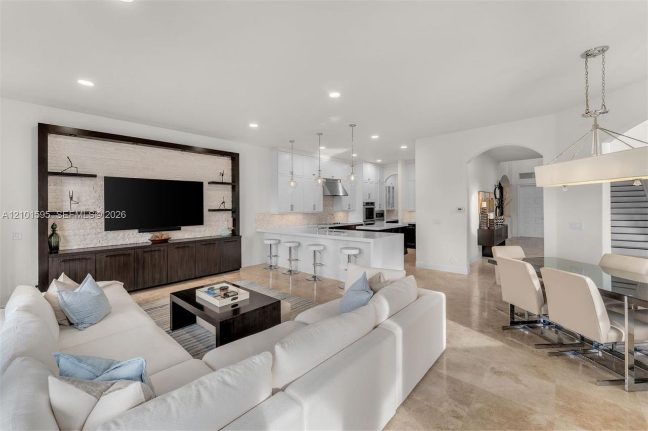 1426 Commodore Way , Hollywood, FL 33019 Photo